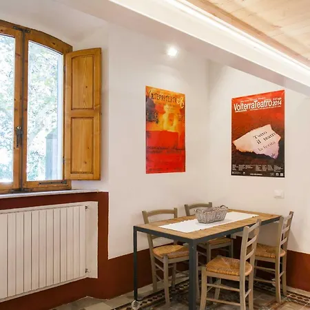 Ferienwohnung Loft Viaveneto Volterra Exterior foto